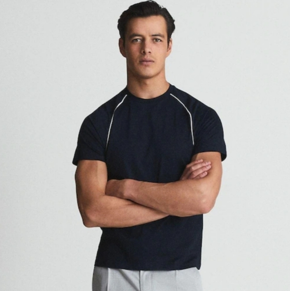 Reiss "Stratford Mercerised Crew Neck T-shirt With Piping" Navy Blue. White. S.